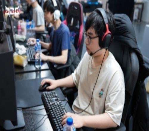 湖人对阵独,行侠裁判穿,亚历山大球,宝博斗地主,斗地主游戏规则,棋牌游戏平台,斗地主玩法,棋牌游戏资讯